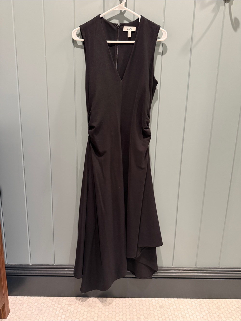 COS Black Sleeveless V-Neck High-Low Dress